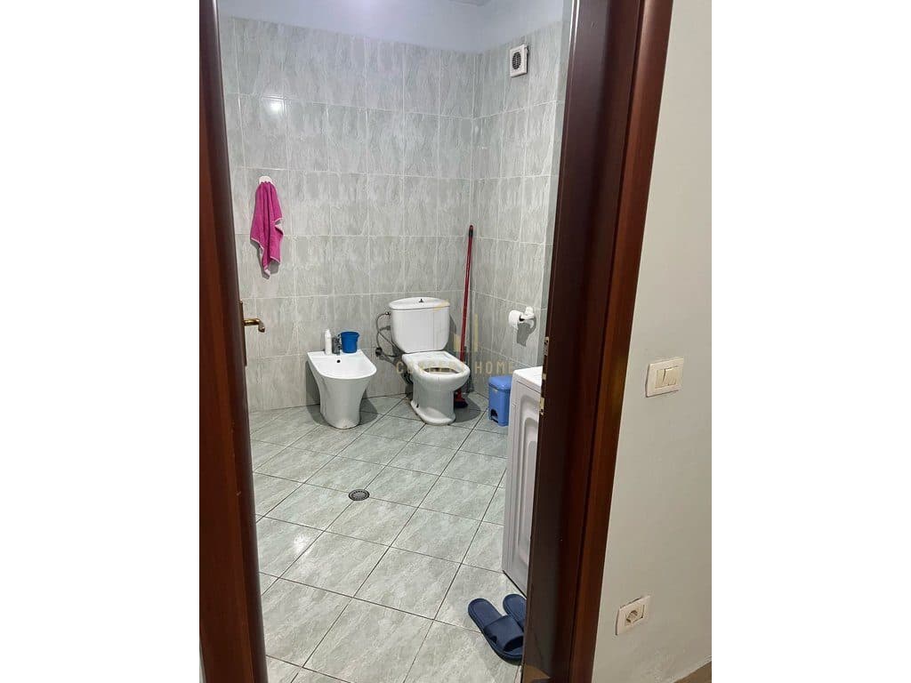 Shitet apartament 1+1 ne Astir 4