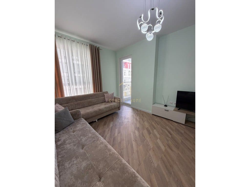 Jepet me qera Apartament 2+1 tek Univers City