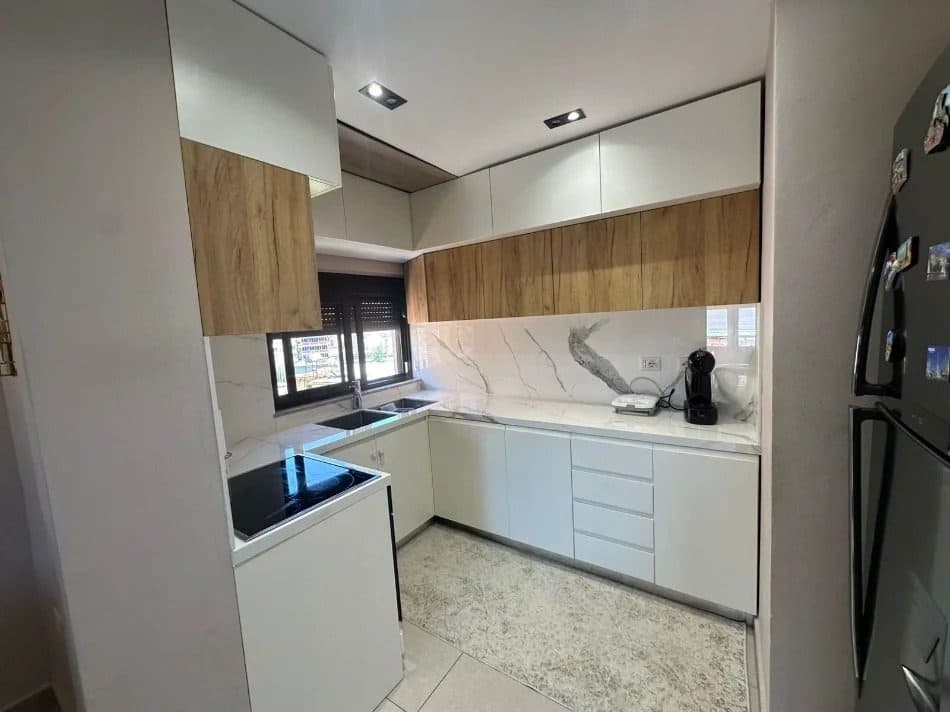 Jepet me qera Apartament/Penthouse 2+1+V tek Oxhaku 3