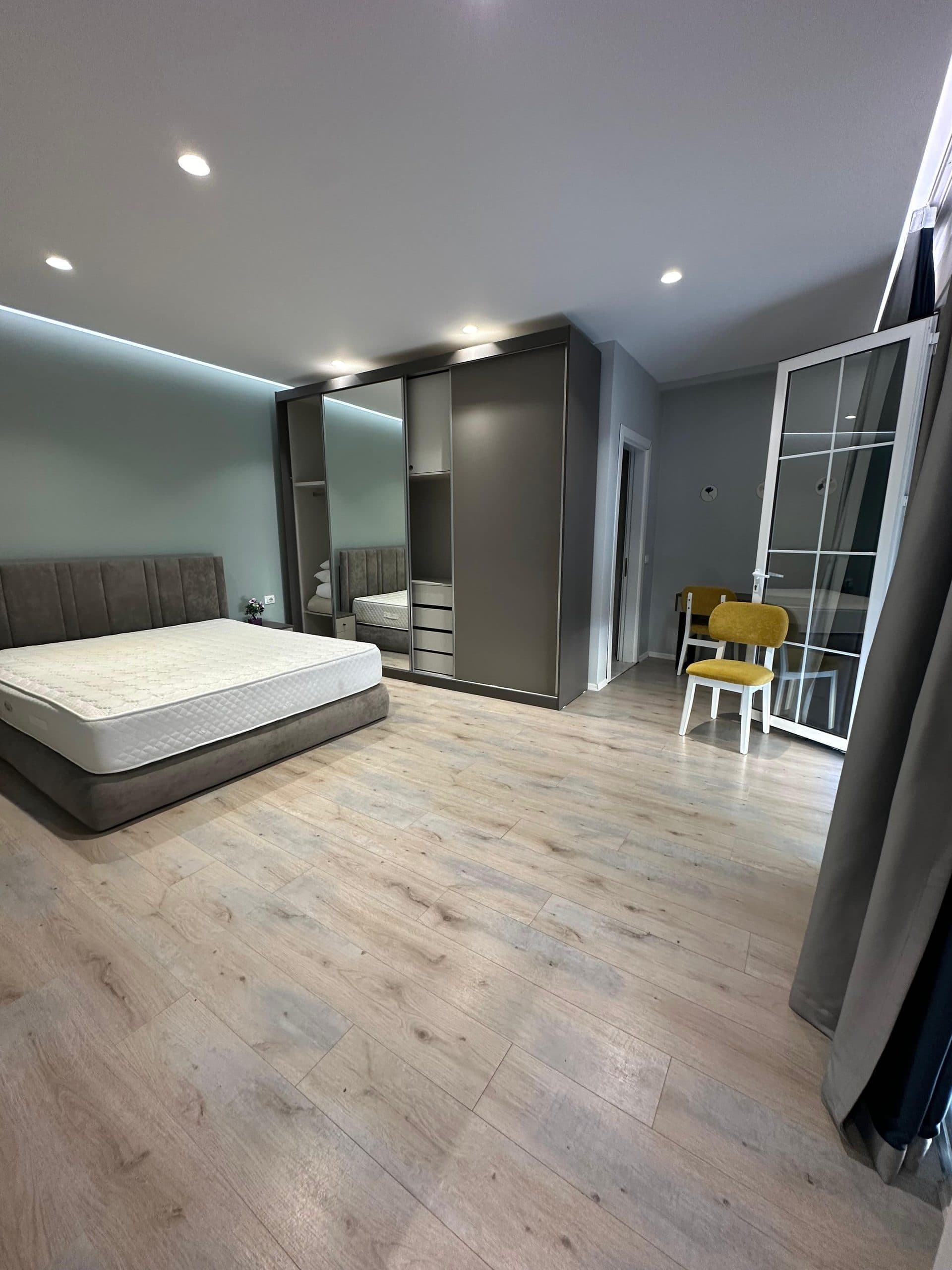 Apartament Modern 1+1 me Qira në Kamëz, Tiranë - 45.000 Lekë | 80 m² 4
