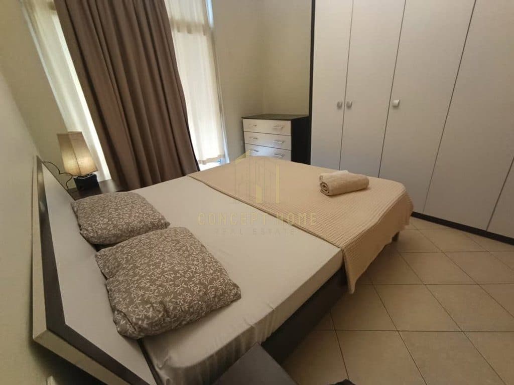 Jepet me qera apartament 1+1 ne Komune te Parisit 3