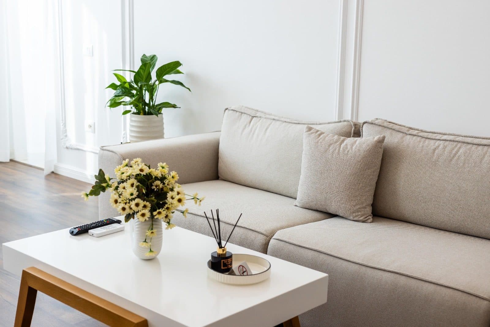 Jepet me qera apartament 1+1 Ne Astir