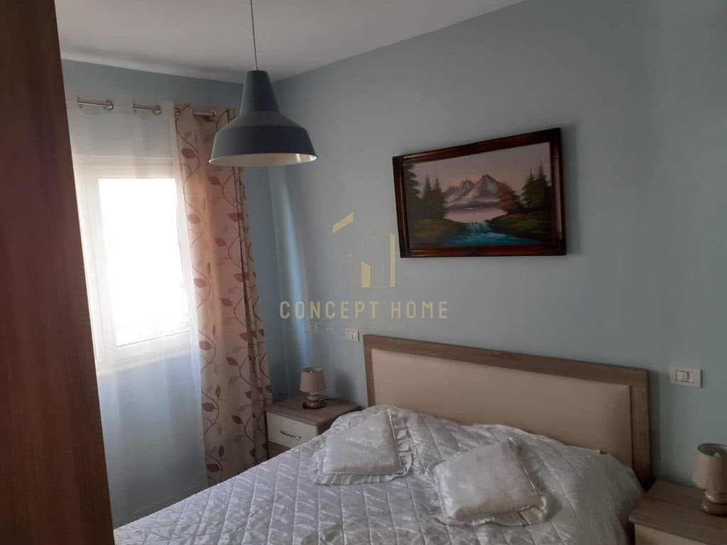 Jepet me qera apartament 1+1 te Khesa Kamezes 3