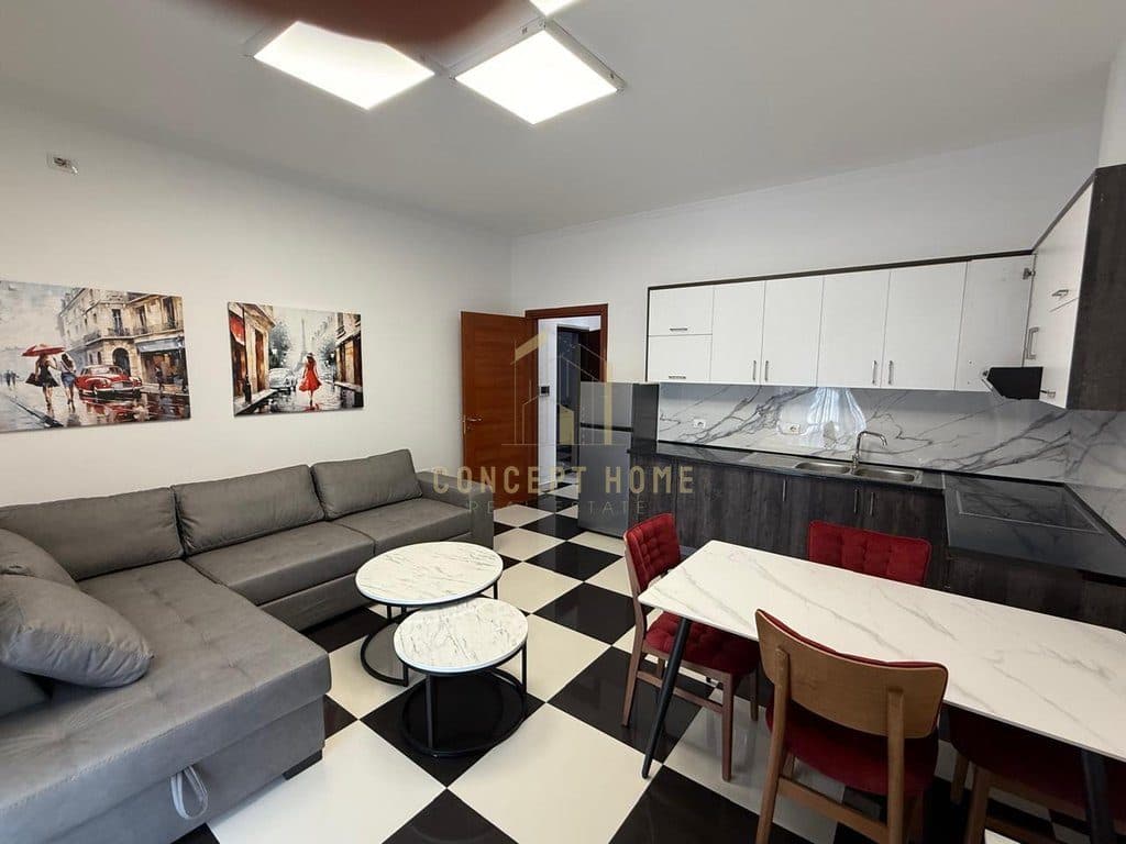 Jepet me qera apartament 1+1 ne Porcelan.