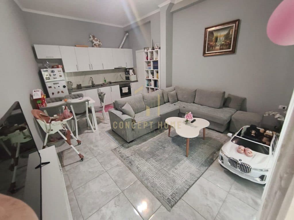 Shitet apartment 2+1 ne Fresk.
