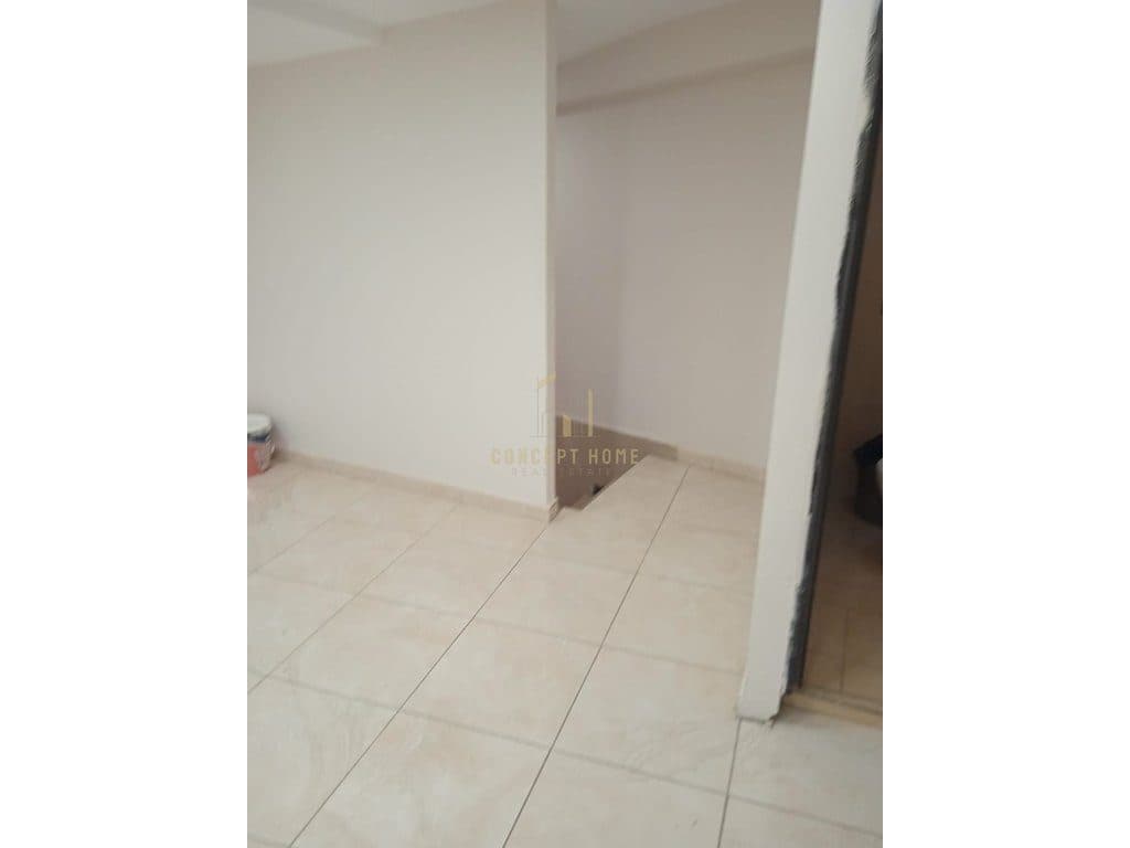 Jepet me qera ambient Biznesi tek Rr.Durresit 4