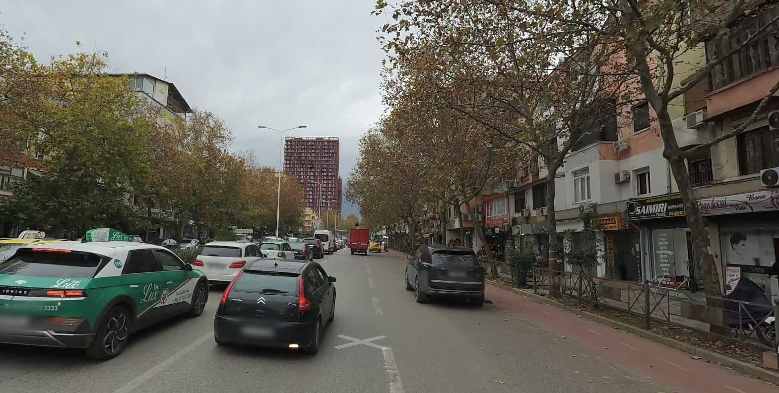 Shitet ambient biznesi tek Rruga e Kavajes- 180.000 euro