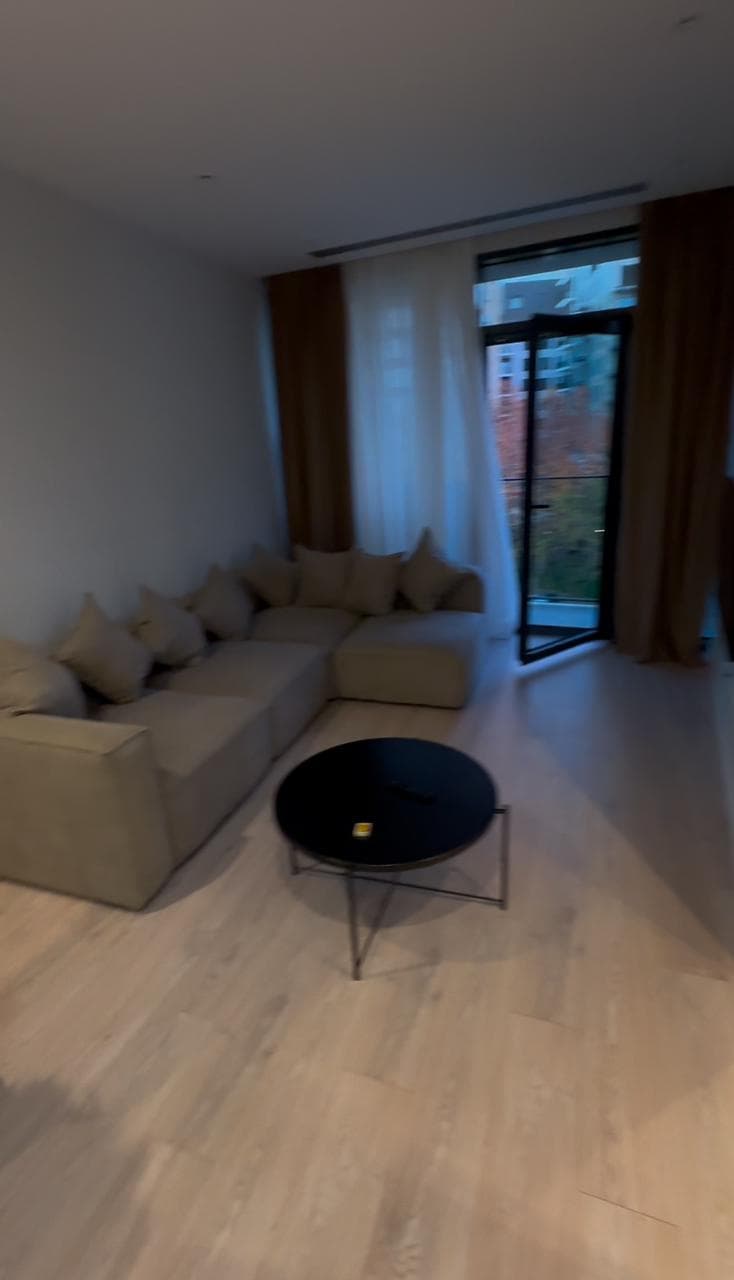 Jepet me qera apartament 1+1 tek Lake View 2
