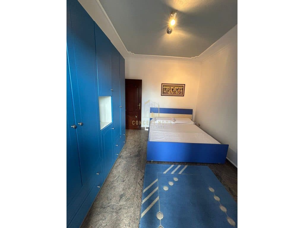 Jepet me qera apartament 2+1 Bulevardi Zogu 1 3