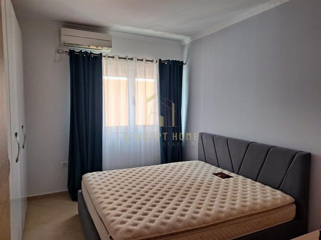 Shitet Apartament 2+1 tek Liqeni i Tiranes 4