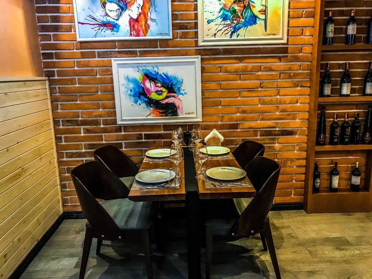 Jepet Restorant me qera tek Rruga e Durresit / 1500 euro 3