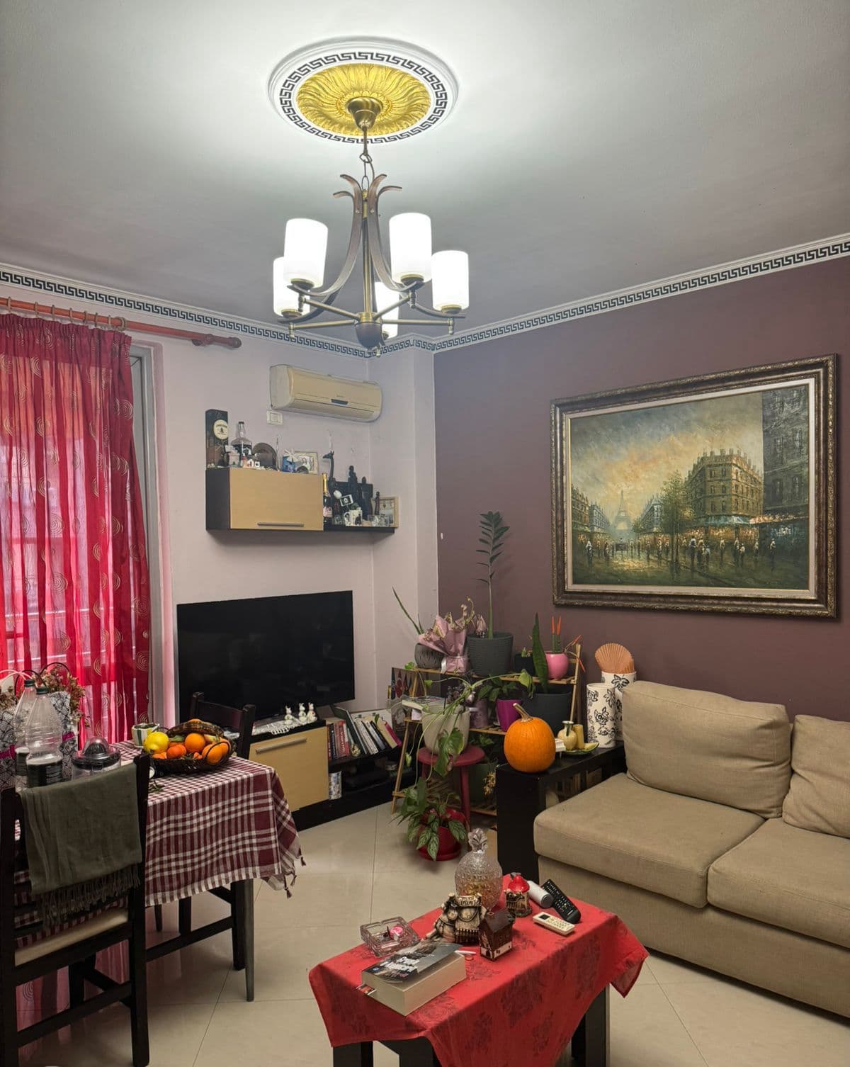 Jepet me qera Apartament tek Komuna e Parisit / 600 euro 4