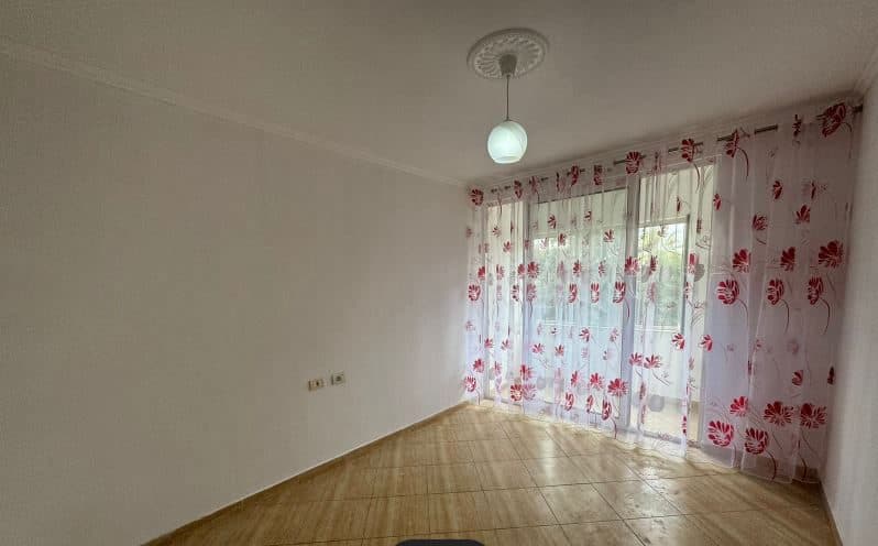 Shitet apartament 1+1 ne Fresk(mundesi konvertimi ne 2+1) 3
