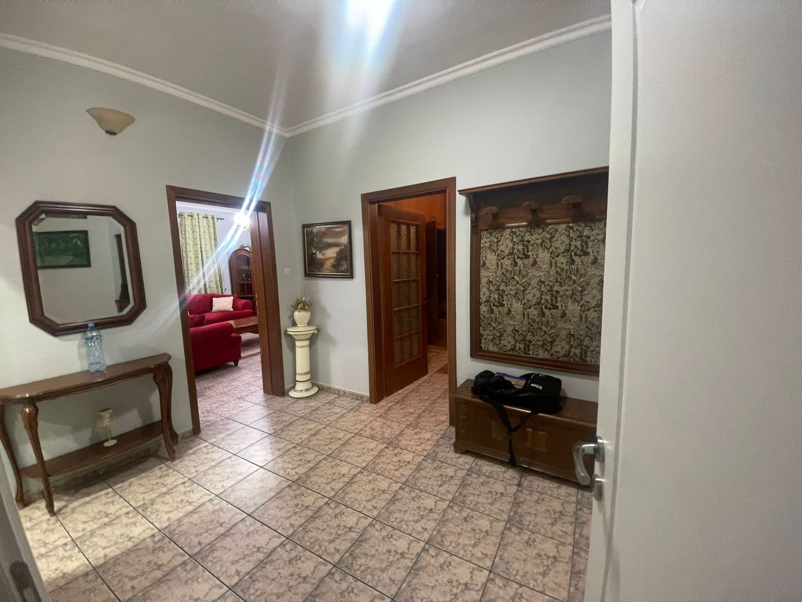 Jepet me qera apartament 3+1+2 ne Ali dem 3