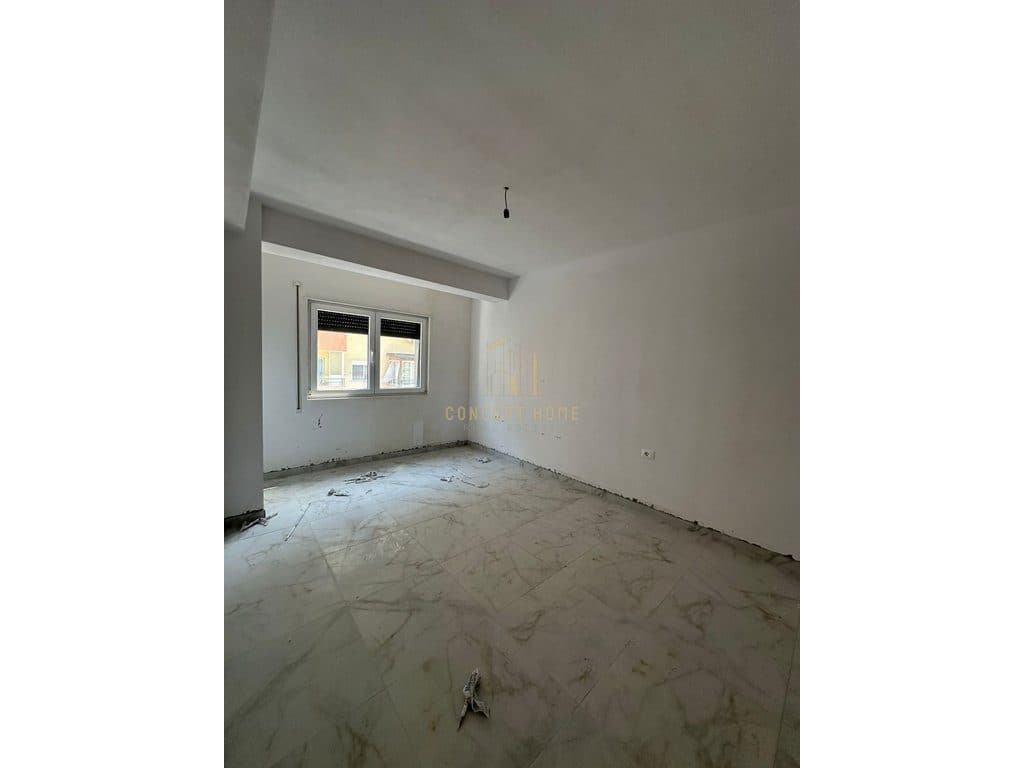 Jepet me qera apartament 1+1 ne 3