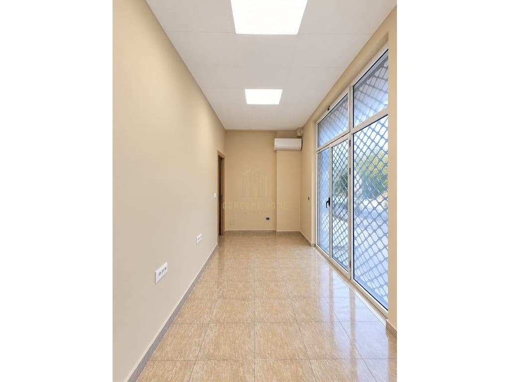 Dyqan Me Qira në Porcelan, Tiranë - 400€ | 30 m² 2