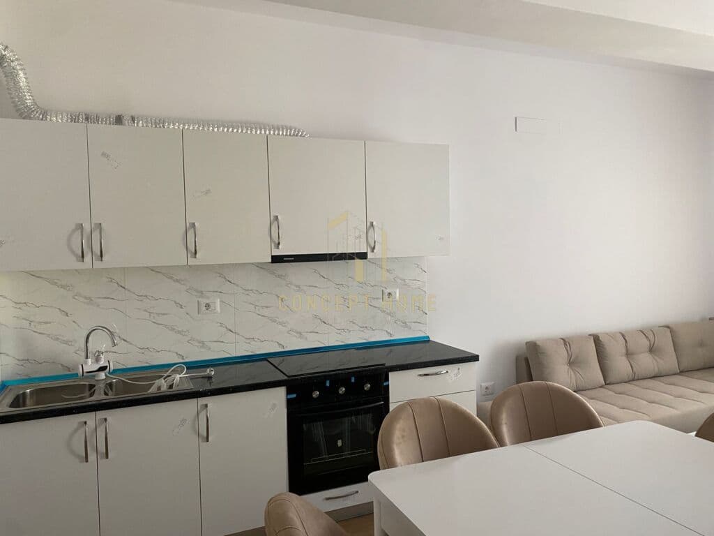 Shitet apartament 2+1+2 Ne Ali Dem tek kompleksi Kaimi 2