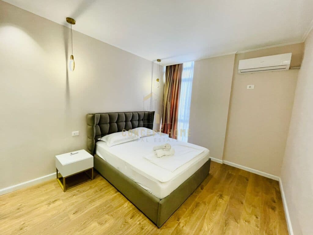 Jepet Apartament 1+1 Ne Qender 4