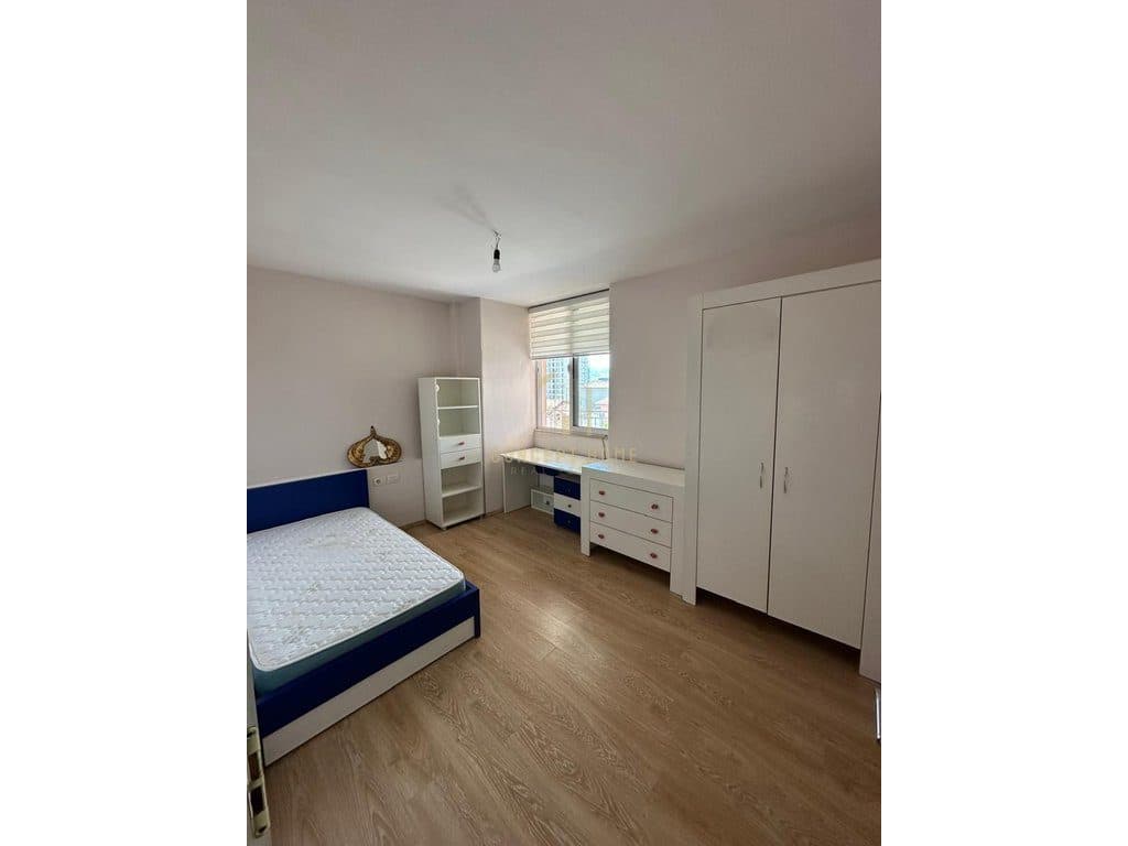 Jepet me qera Apartament 2+1 ne Laprake 4