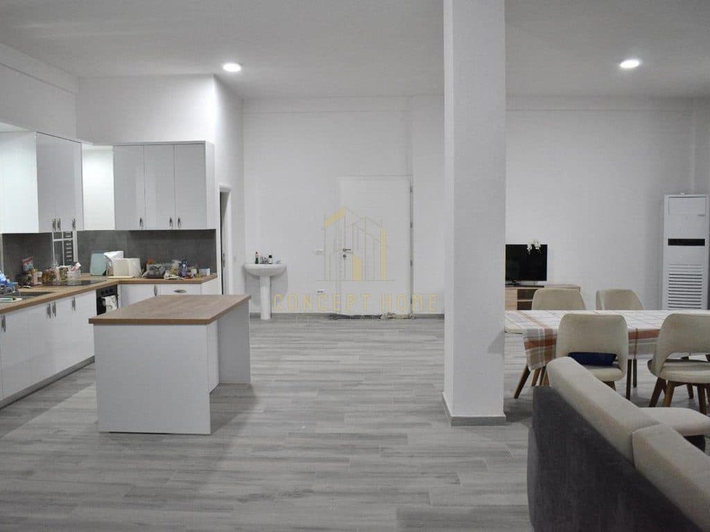 Penthouse 4+1+3+4 Me Qira në Paskuqan, Tiranë – 1500 € | 225 m²