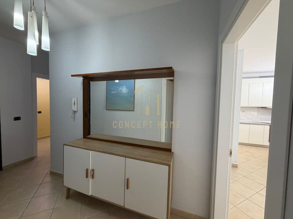 Jepet me qera apartament 2+1+2 ne 4