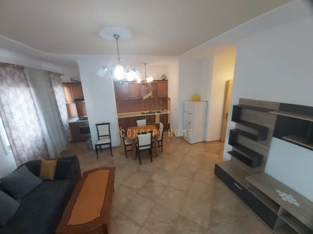 Jepet me qera apartament 1+1 Ne Astir 4