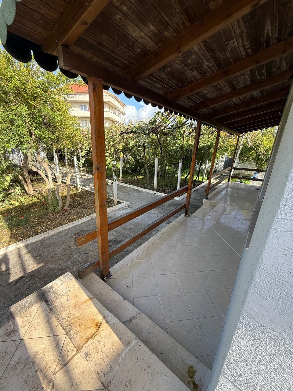 Jepet me qera Shtepi private tek Casa Italia