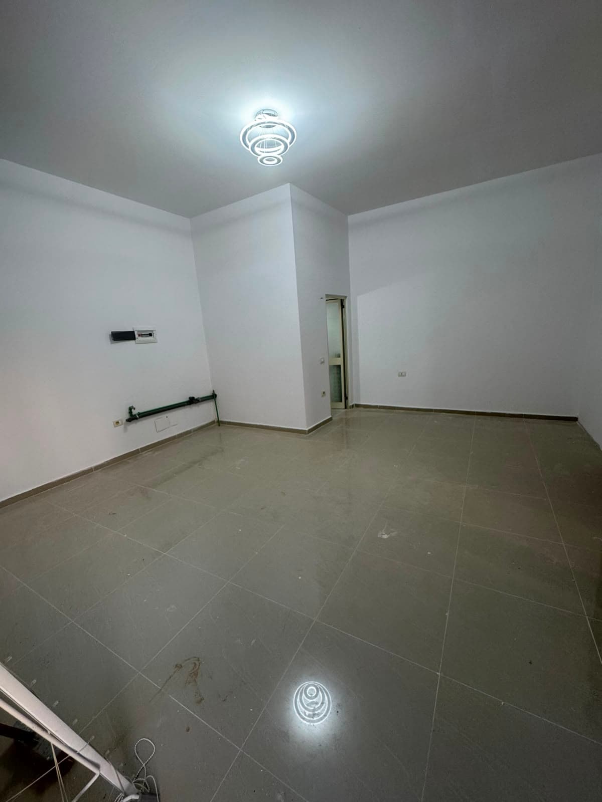 Shitet apartament 2+1 ne Fresk /Cmimi : 76milion leke