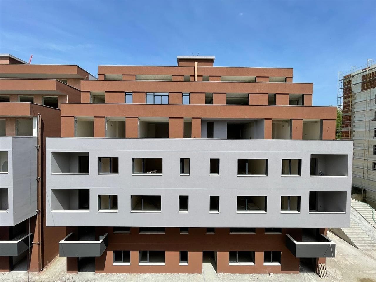 Apartament 2+1 tek Rruga Elbasanit