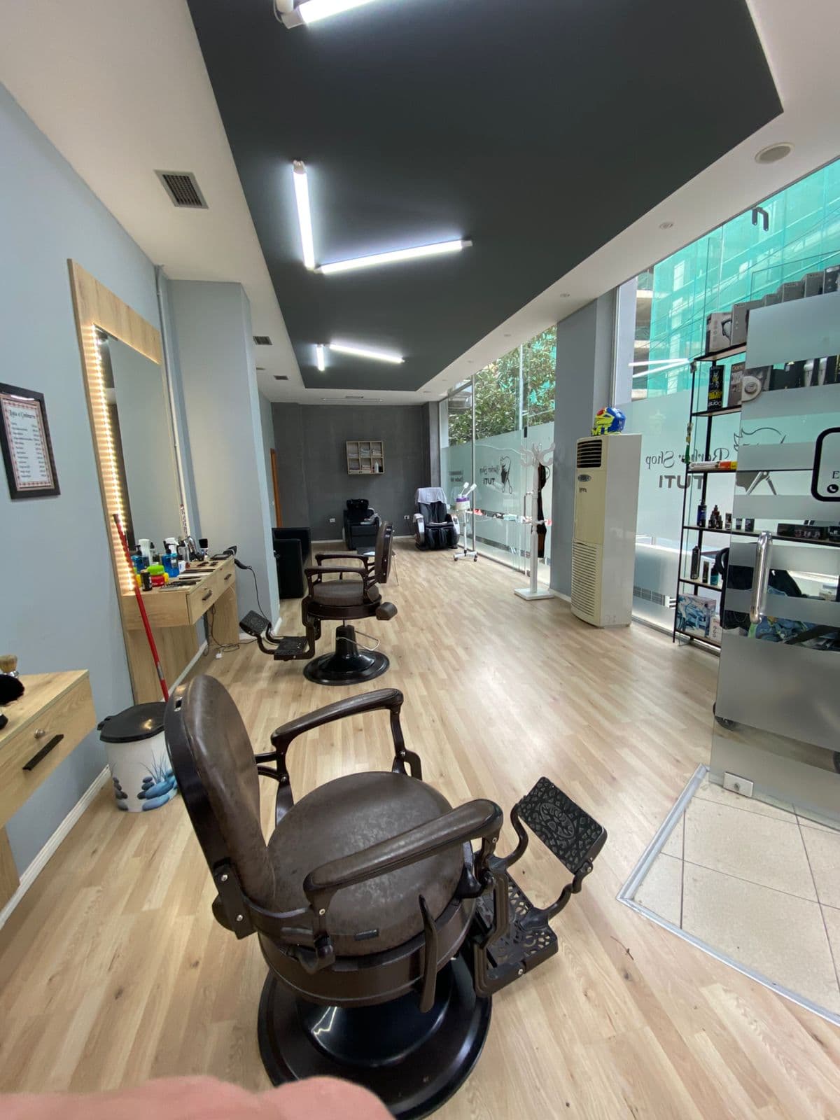 Jepet ambient me qera tek Komuna e Parisit/1500€ 3