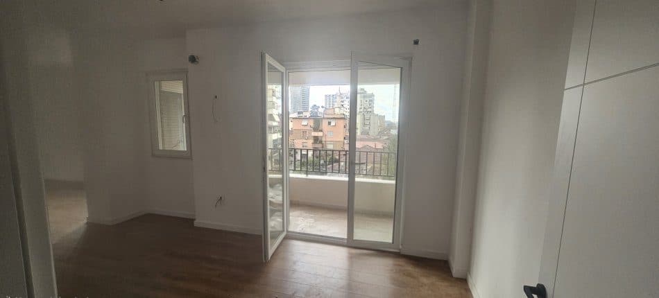 Apartament 3+1+2 Në Shitje në Qendër, Pazari i Ri, Tiranë - 339,000€ | 135,53 m² 4