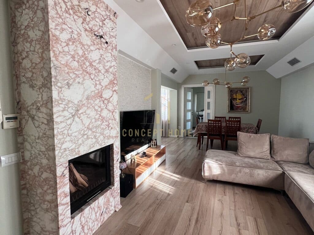Apartament me Qira 2+1+2 , Ali Demi , prane fushave 3