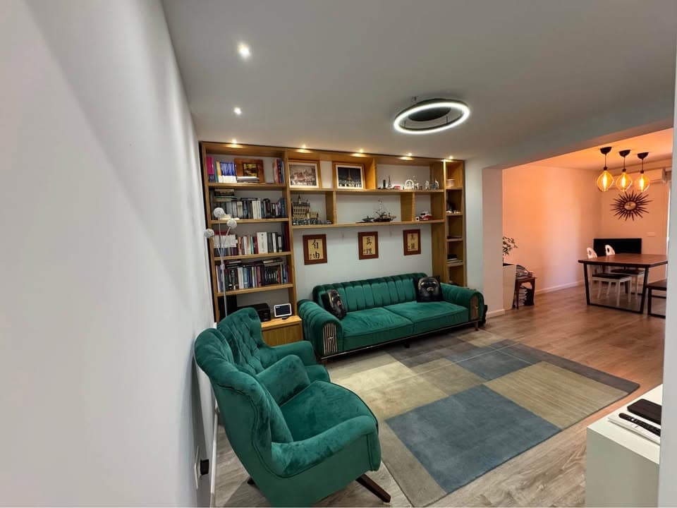 Jepet me qera apartament 2+1 ne Bllok 3