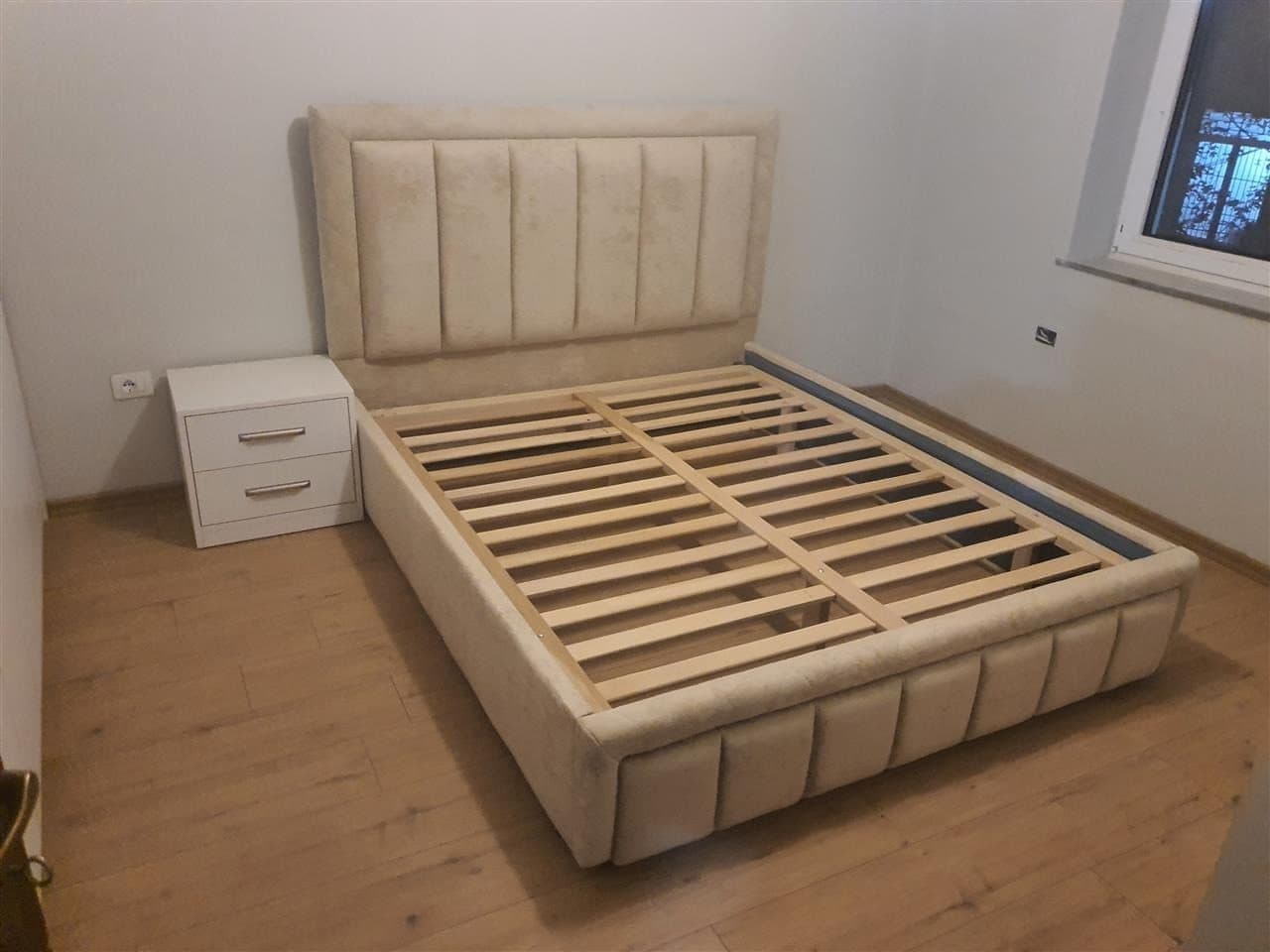 Jepet me qera apartament 2+1 te sheshi Willson/Cmimi: 750 Euro 3