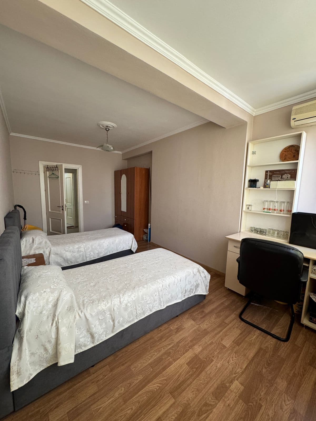 Shitet apartament 3+1+2 ne Astir 3