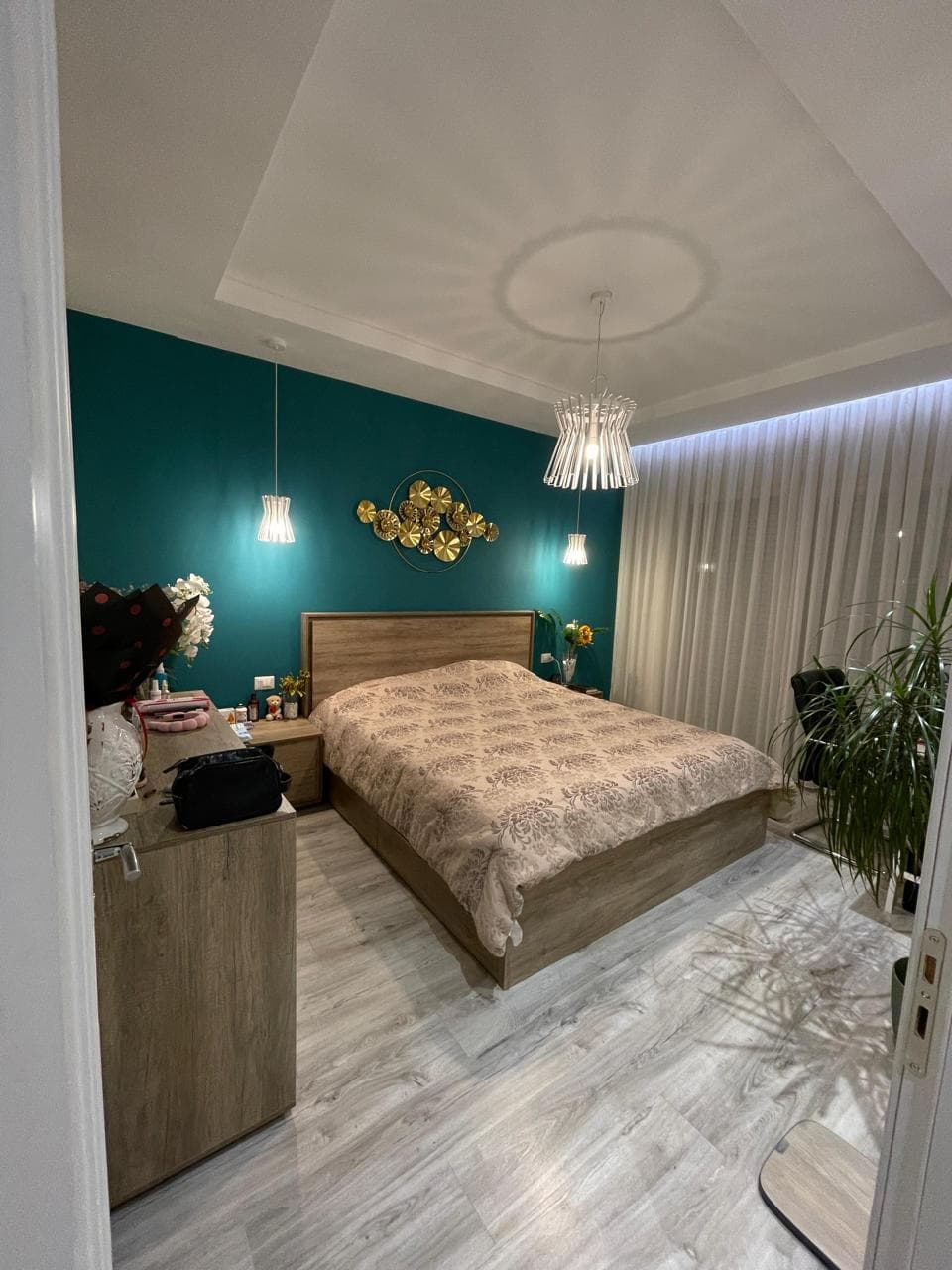 Shitet apartament 3+1+2 ne Tufine