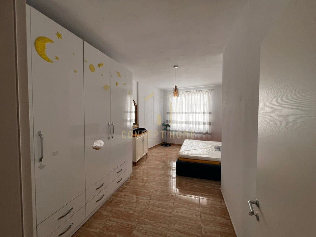 Jepet me qera apartament 3+1 ne Astir 3