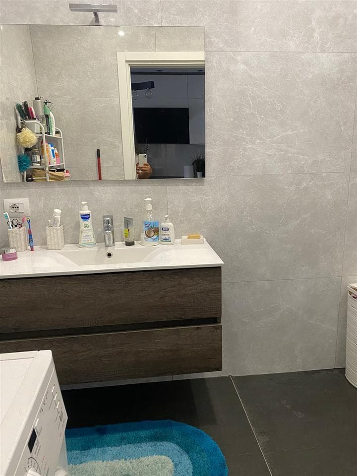 Jepet me qera Apartament 1+1 Te Stadiumi Dinamo 3