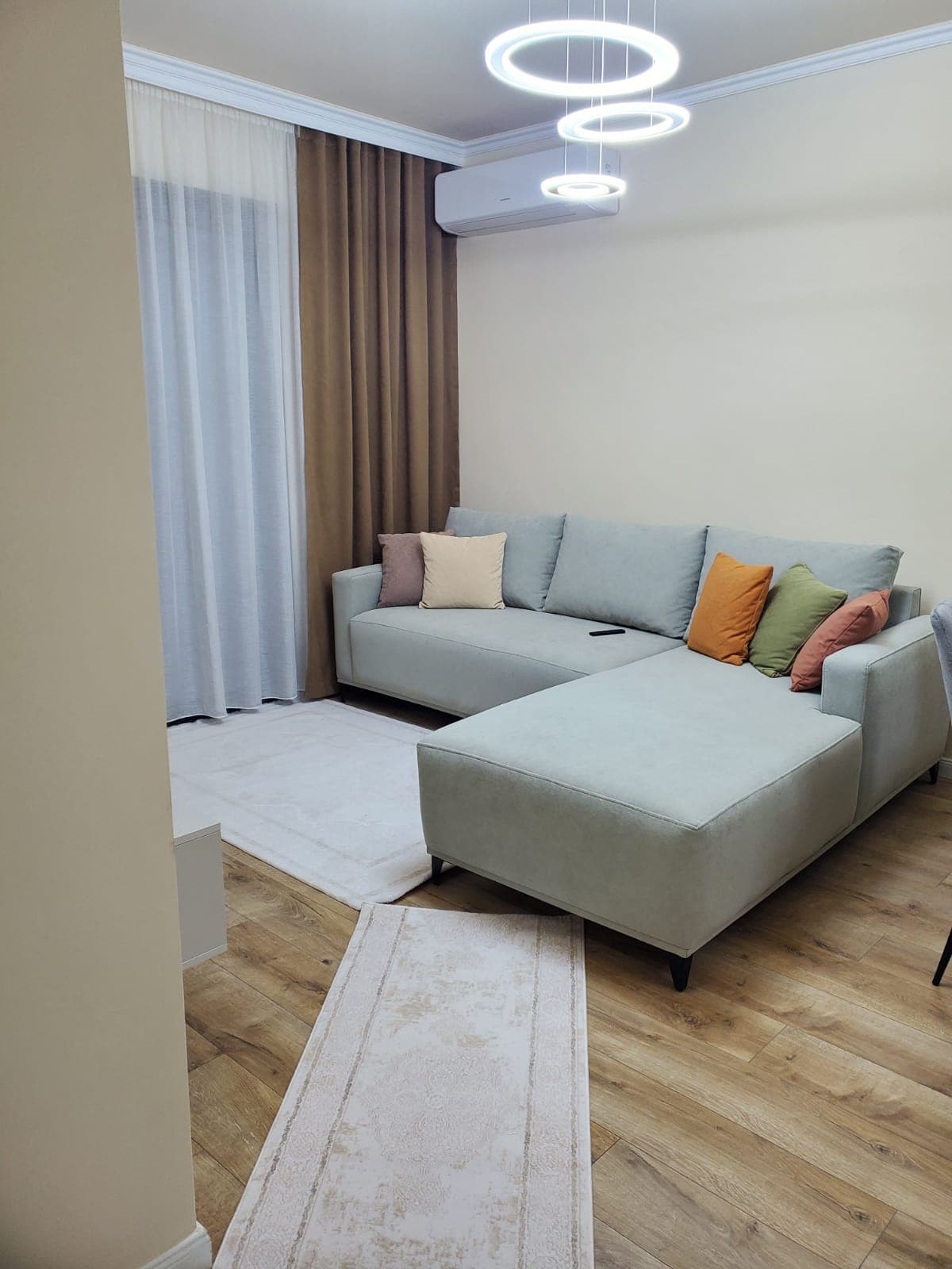 Apartament 1+1 Me Qira në Liqeni i Thatë, Tiranë - 1000€ | 70 m² 2