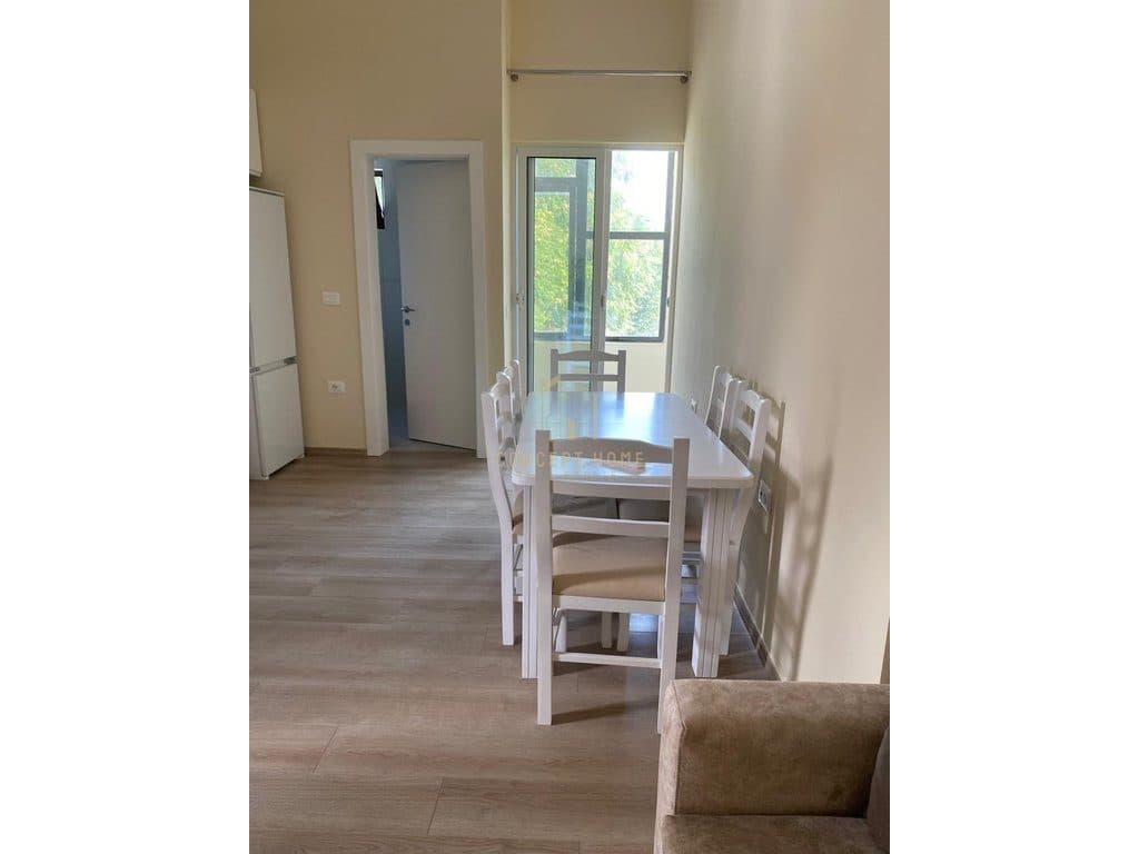 Jepet me qera apartament 1+1 ne 3