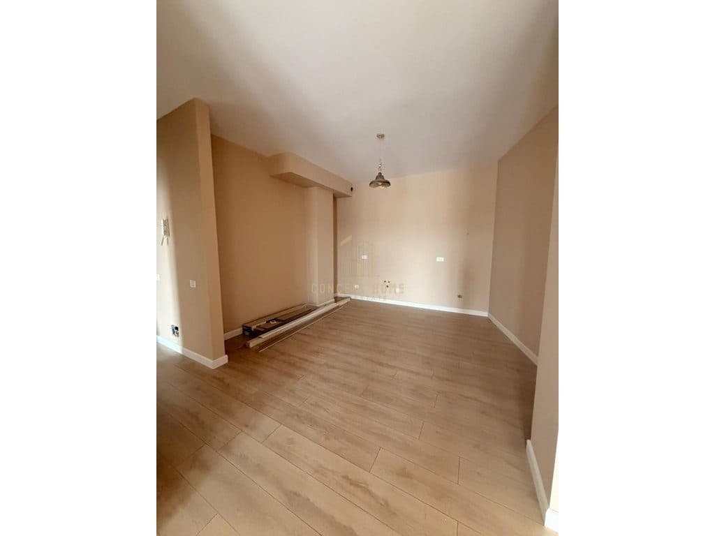 Shitet apartament 1+1 ne Sauk ,Tirana Porta e Re