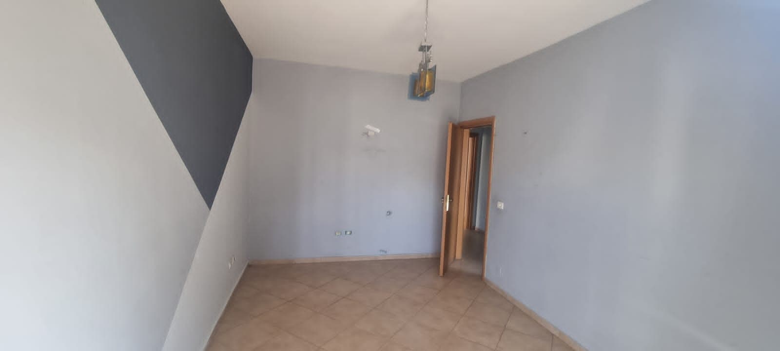 Apartament 2+1 Për Shitje tek Komuna e Parisit, Tiranë - 208000€ | 90 m² 4