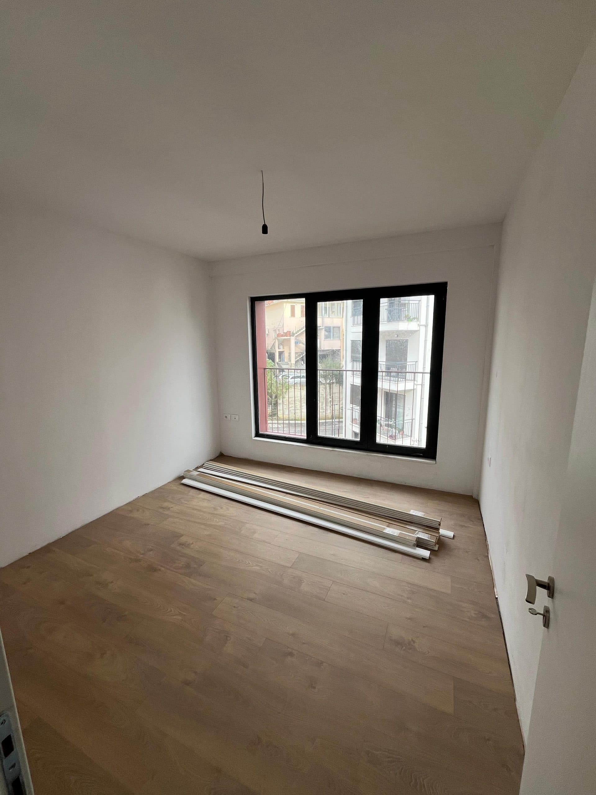 Shitet apartament 3+1+2 Tek Kodra e Diellit 3