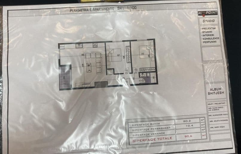 Shitet apartament 2+1 Ne Shkozë