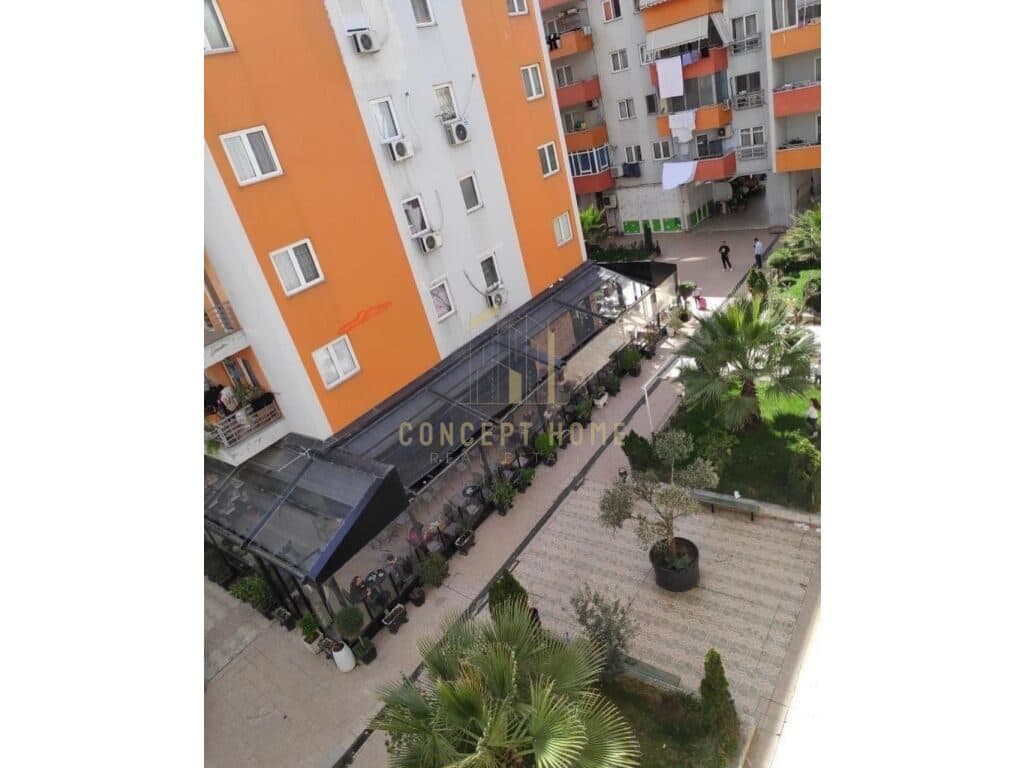 Bar/Kafe me Verande në Shitje - Rruga Jordan Misja, Tiranë 4