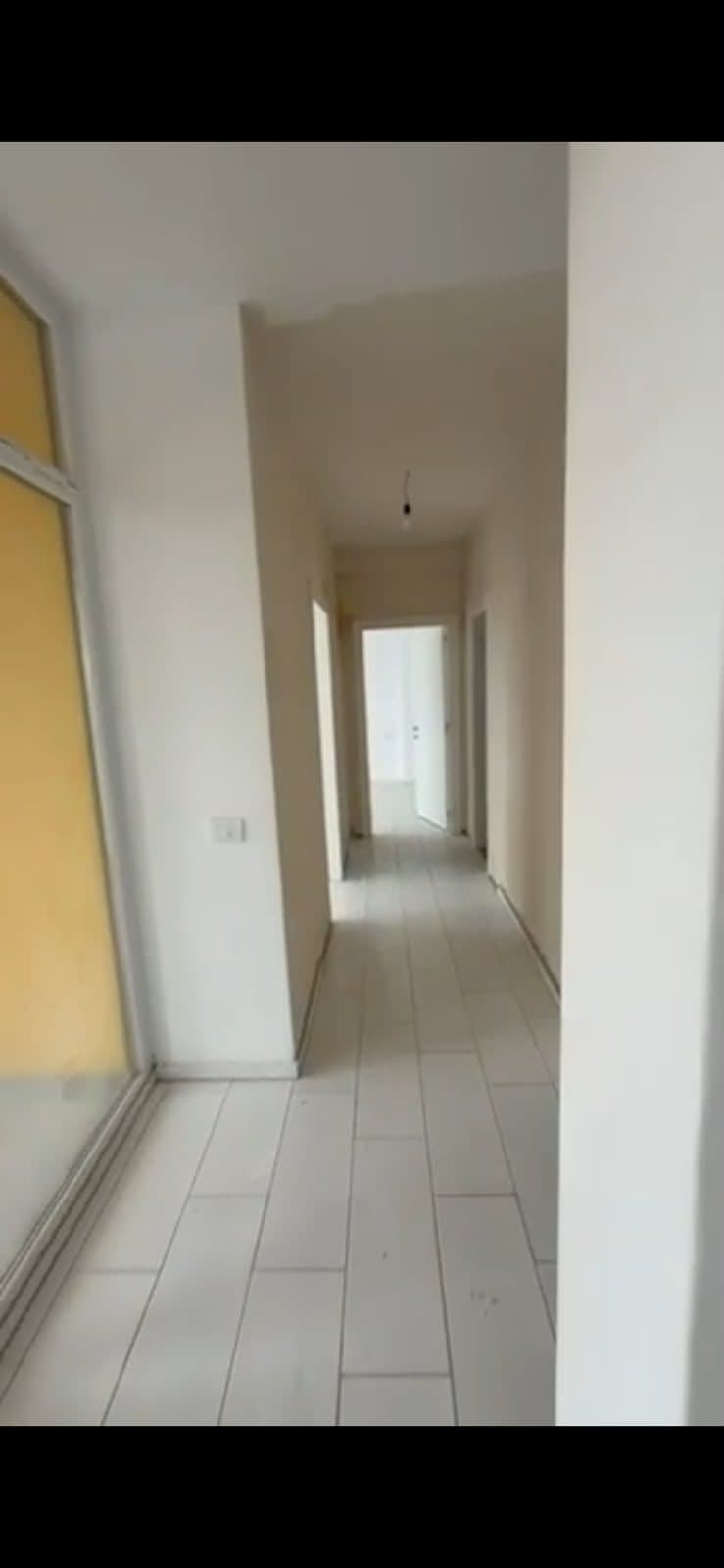 Shitet apartament 2+1+2 tek Bulevardi i Ri 4