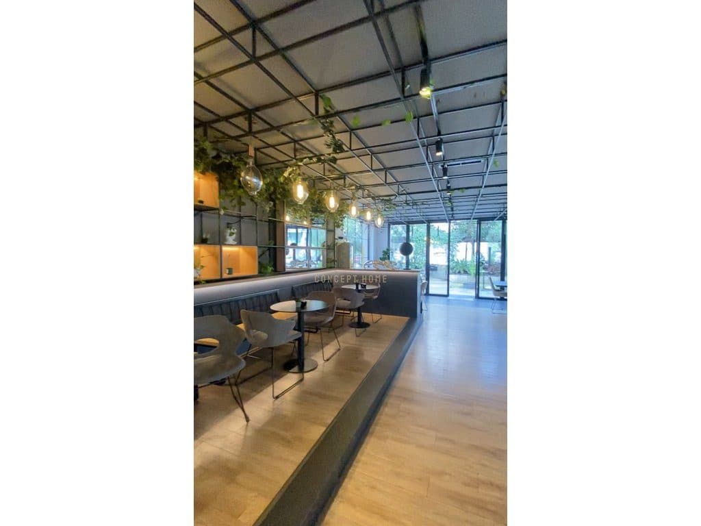 Shitet lokal perball Delijorgjit/360.000 € 2