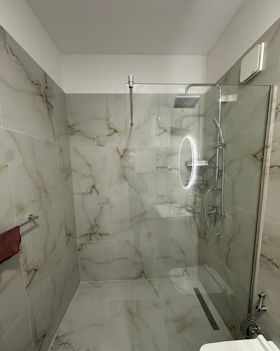 Jepet me qera apartament 2+1 Zogu I Zi 3