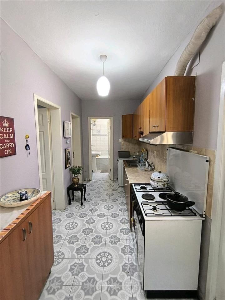 Jepet me qera apartament 1+1 ne Don Bosco/Cmimi per qera: 420 euro/muaj 3