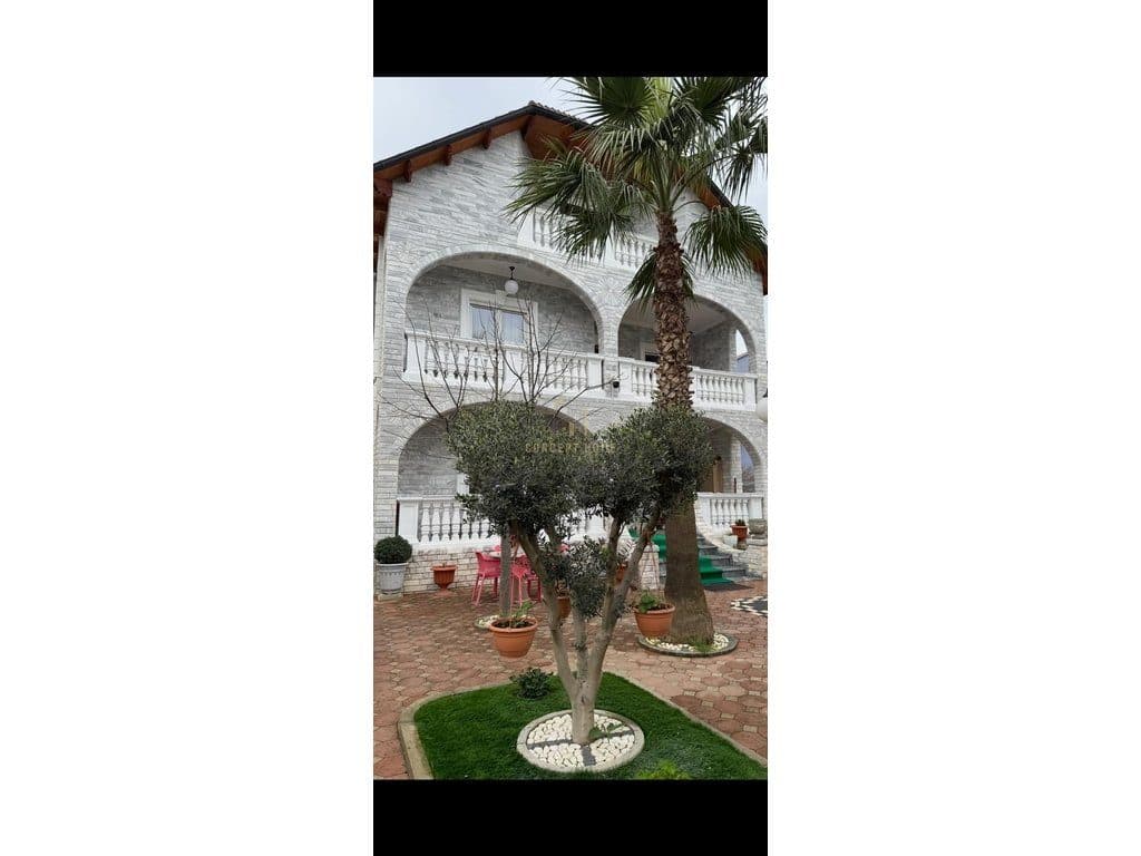 Shitet Vile 3 katshe në Casa Italia, Tiranë - 520,000€ | 420 m² 4